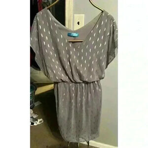 Buttons V Neck Cinched Waist Glitter Shift Dress Medium